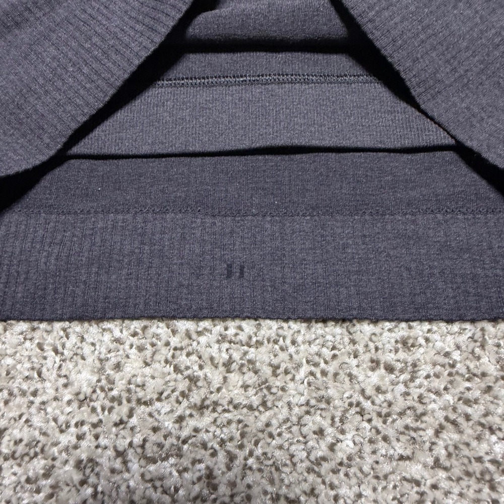 Lululemon Ebb to Street Long Sleeve Black W3DZNS Women 6 Crop Rib Built in Bra - Picture 3 of 9
